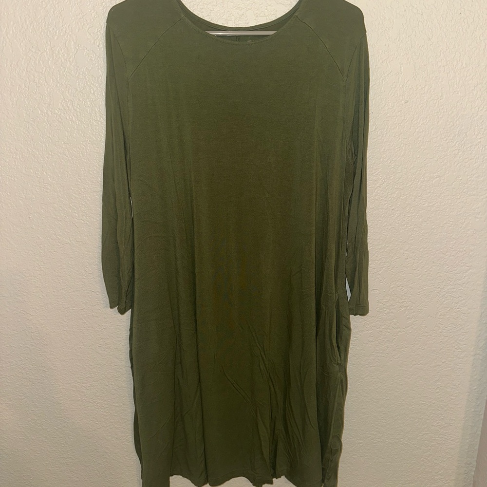 Time and Tru Olive Green Long Sleeve Dress